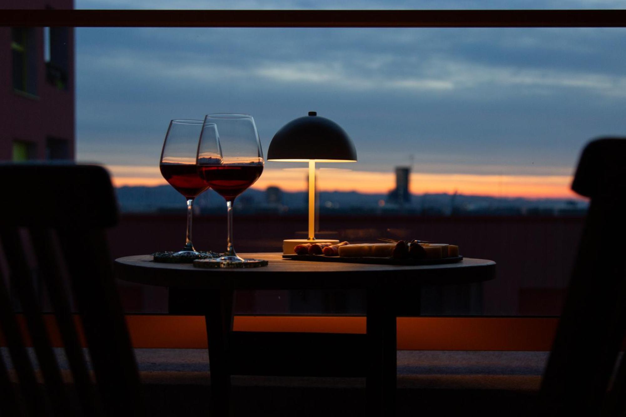 Art Vista Apartment Tiranë Ngoại thất bức ảnh